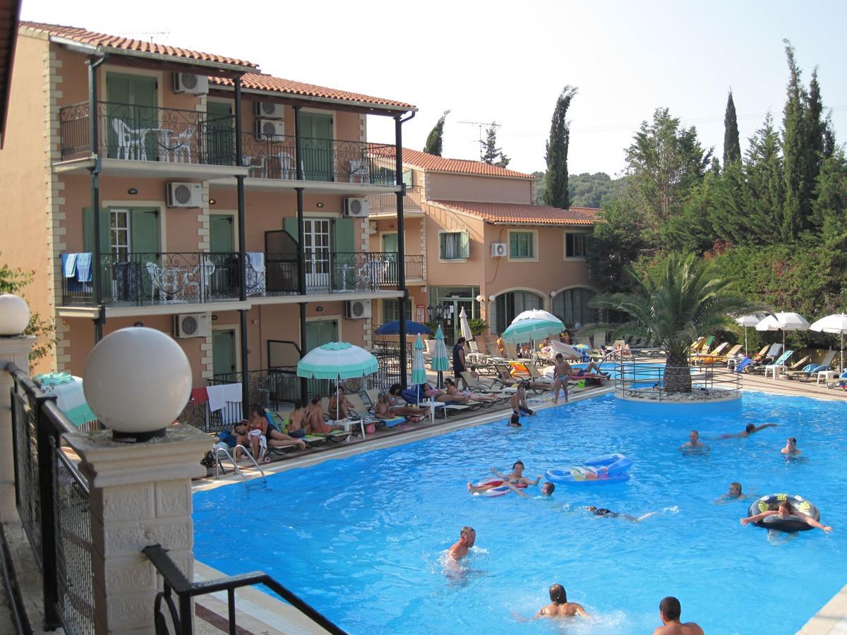 Philippos Hotel Kassiopi Exterior foto