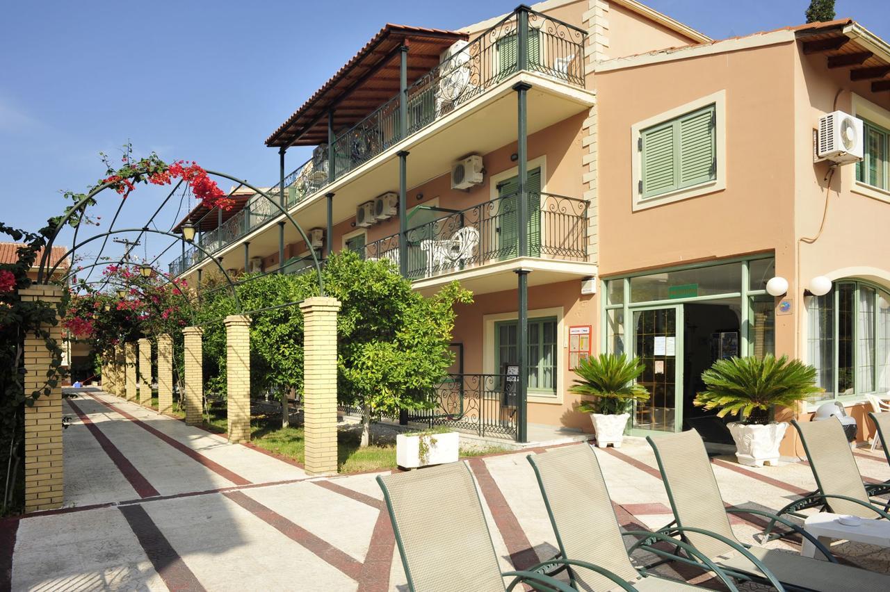 Philippos Hotel Kassiopi Exterior foto
